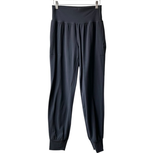 Athleta Salutation Cargo Jogger Black small - Picture 6 of 16